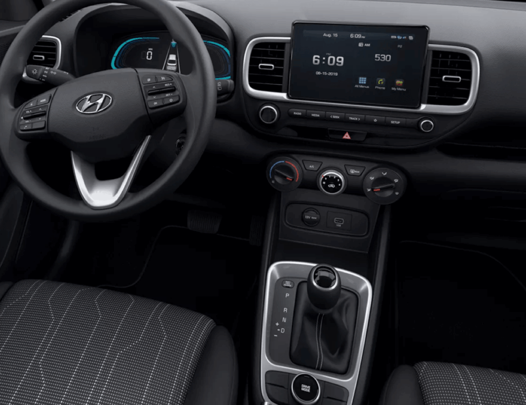 2025 Hyundai Venue SE